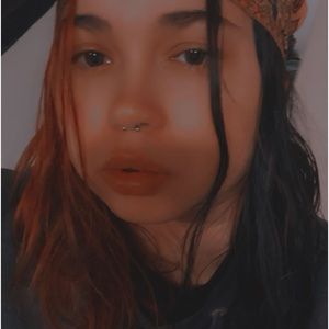 Meet your Posher, Alina